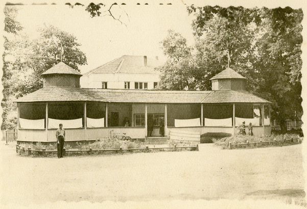 Marijampoliečių dėka muziejinikai gavo vertingų fotografijų.