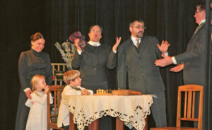 Kas čia taip nustebino abu Grinius ir režisierių?