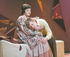 Skirtingi vaidmenys... 