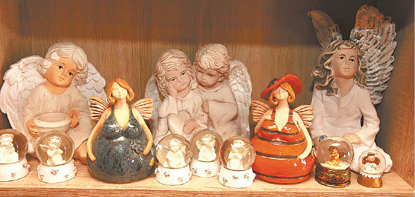 Angelai būna visokie...