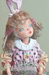 Nuotaikingos meškutės-lėlės.