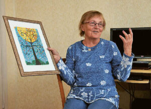 „Išbandžiau daug rankdarbių rūšių, bet kvilingo meninės galimybės mane tiesiog sužavėjo“, – sako Augonita Baliūnienė.