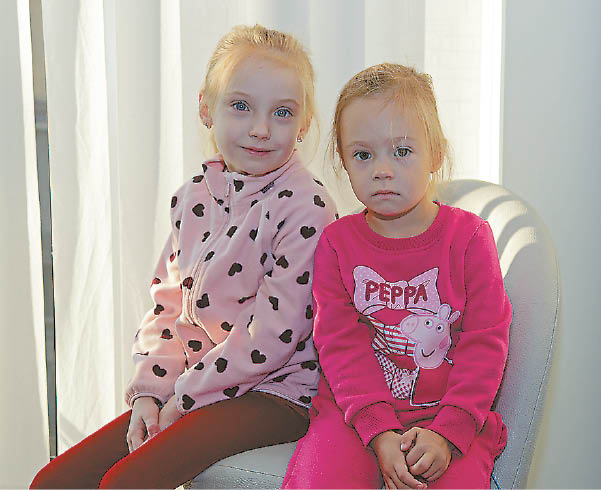 Ernestos dukreles priglaudė marijampolietė pusseserė.