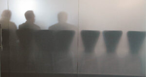 Lietuvos žiniasklaida ne tiesioginėmis, o kartais ir tokiomis priemonėmis, būna valdoma politinių veikėjų. 