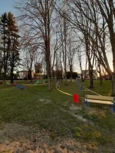 Nauja žaidimų ir sporto įranga pastatyta Sūduvos gatvėje Šunskuose.