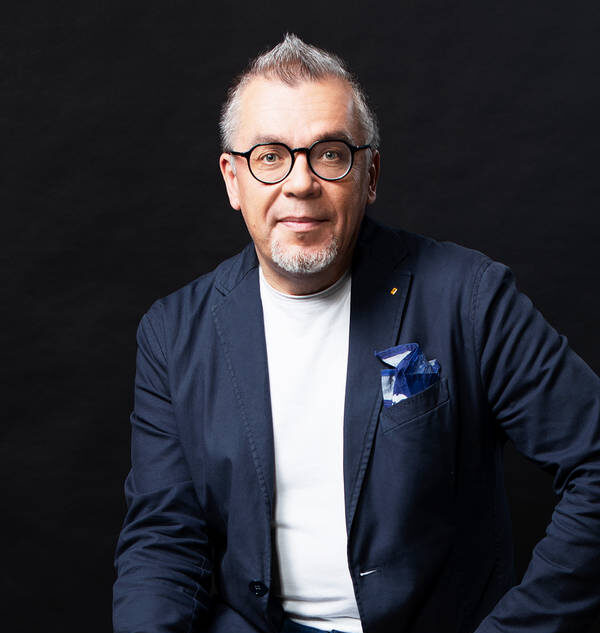 Rašytojas A. Puklevičius.