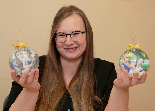 Kiekvienoms Kalėdoms Airida Rutkauskienė dukrai Faustai padovanoja po naują žaisliuką.