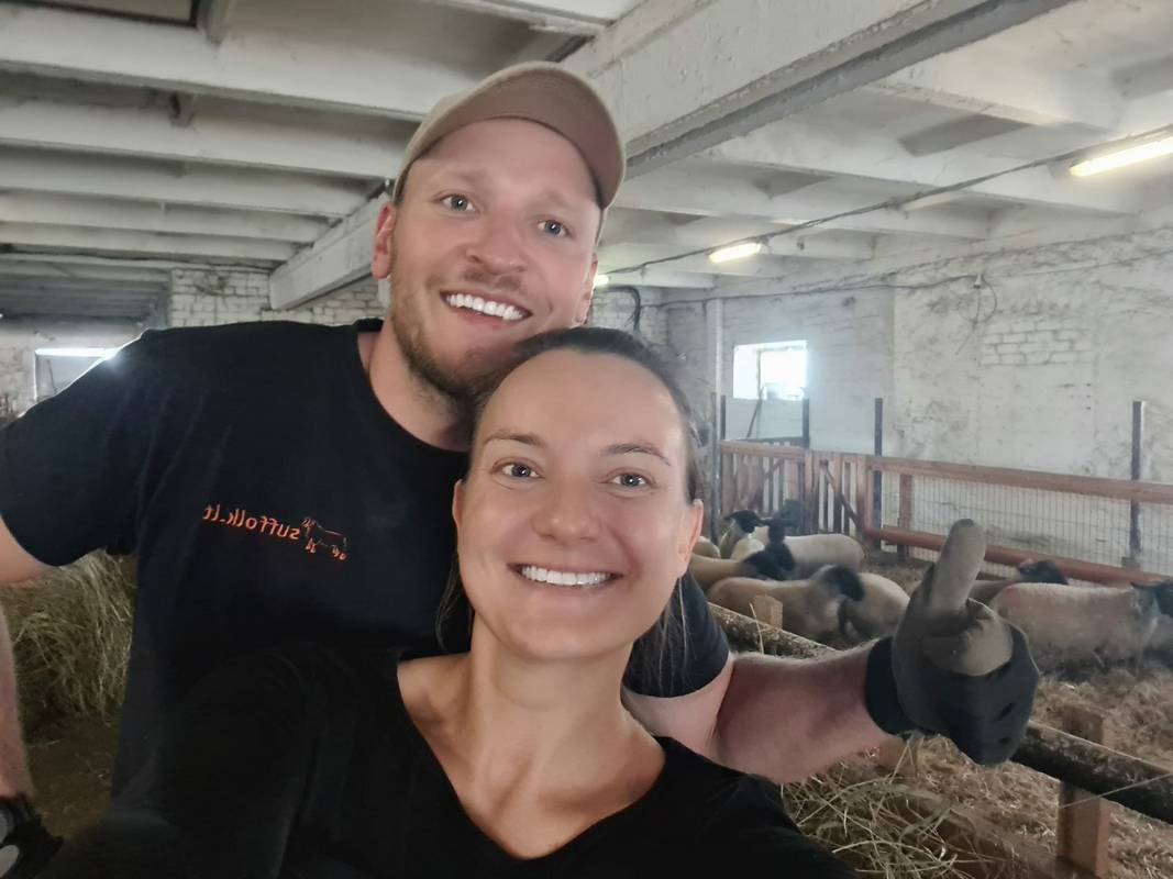 Jauniesiems ūkininkams Evaldui ir Eimantei Laucevičiams parama suteikė galimybę ūkininkauti išmaniai – jie įsigijo modernios įrangos.