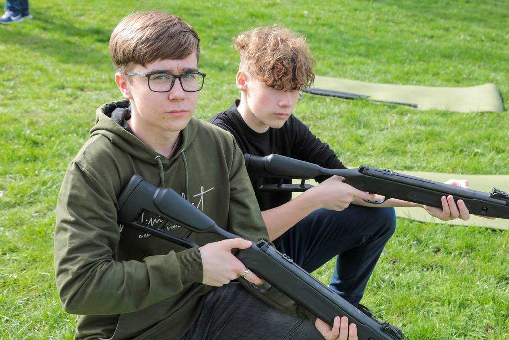 Matas ir Denisas, esant reikalui, eitų tarnauti į Lietuvos kariuomenę.