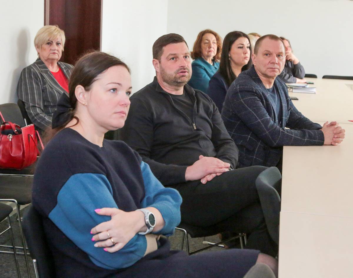 Kristina Grigė, KPPAR Marijampolės filialo vadovė, buvo nusivylusi, kad į susitikimą neatvyko kviesti vystytojai.