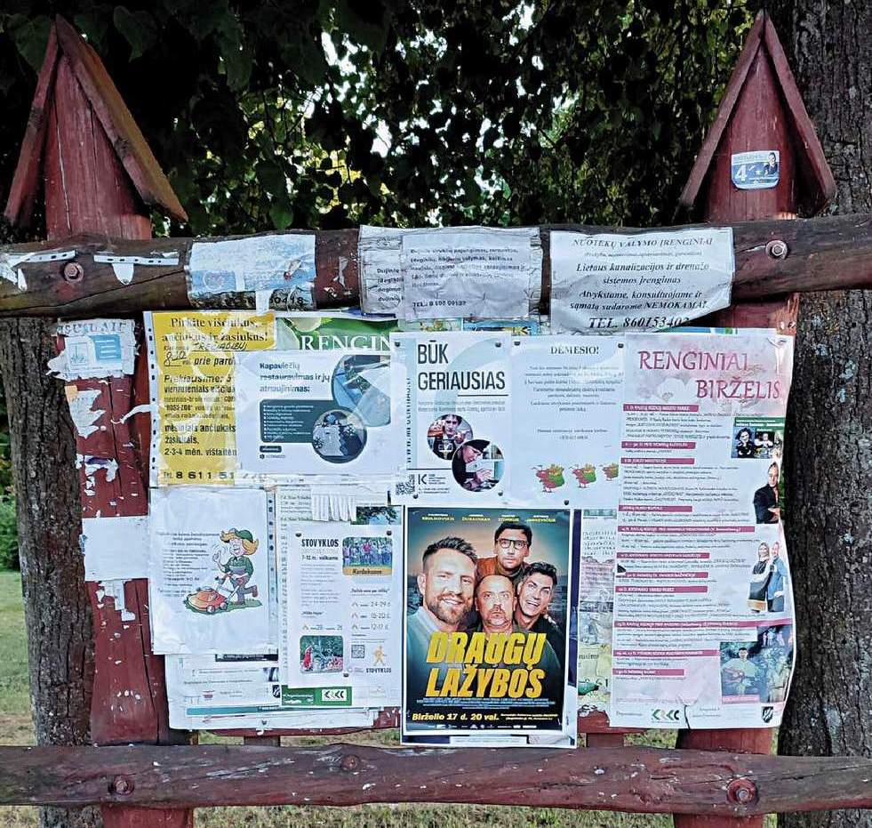 Panašu, kad Bagotosios skelbimų lentoje jau trūksta vietos...