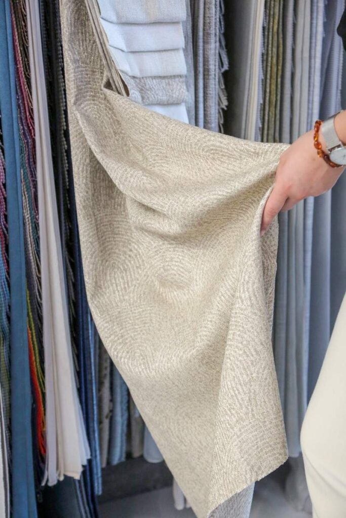 Kaip išsirinkti tinkamiausią namų rūbą iš 1000 pavyzdžių? Elvyra patars! 