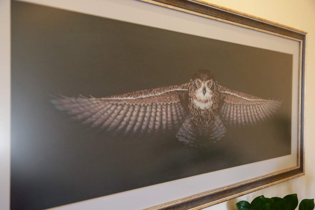 Pagal ukrainiečių dizainerių sukurtą eskizą „Pelėdą“ Aušra išsiuvinėjo per du mėnesius.
