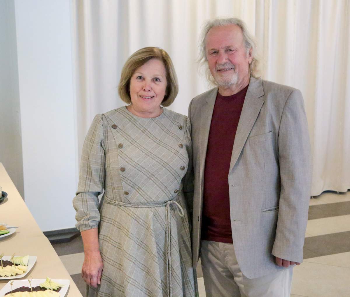 Jūratė ir Vitas Daniliauskai „kaifuoja“ nuo savo veiklos – sūduvių valgių pristatymų, kurie vyksta rezidencijoje „Grįžulo ratai“.
