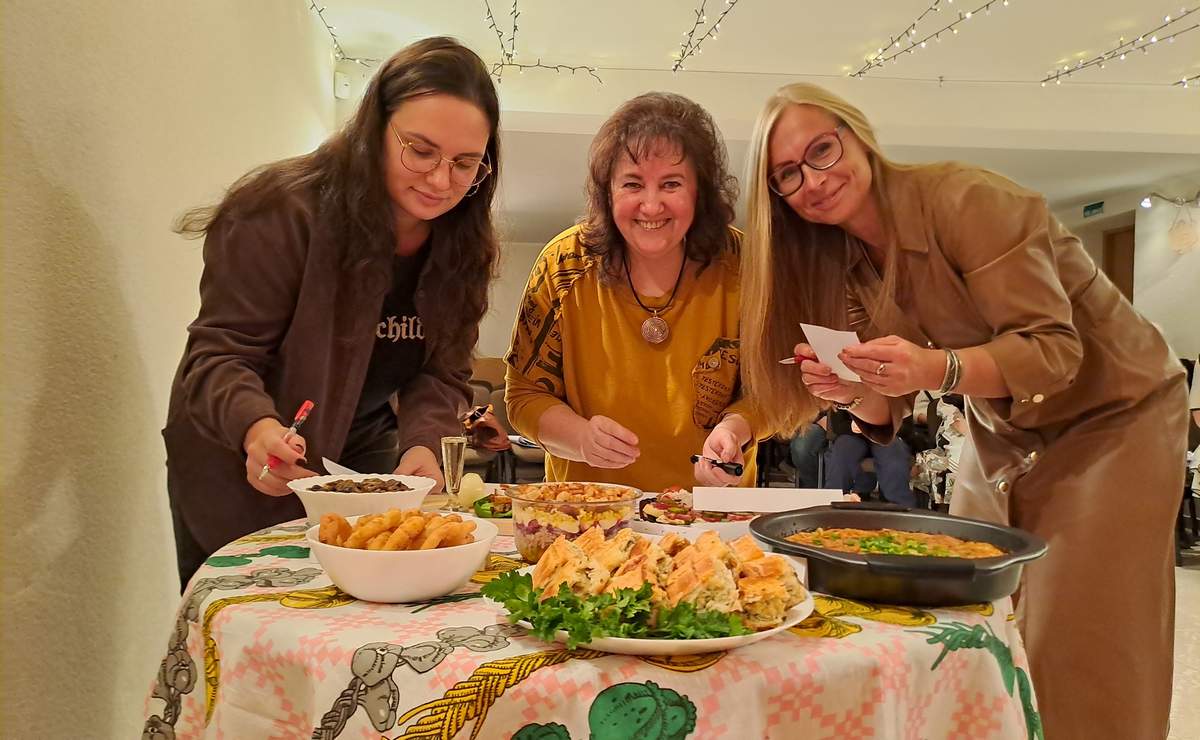 Patiekalus griežtai vertino komisija: Laura Čekaitytė, Birutė Labutytė ir Vilma Kaukienė.