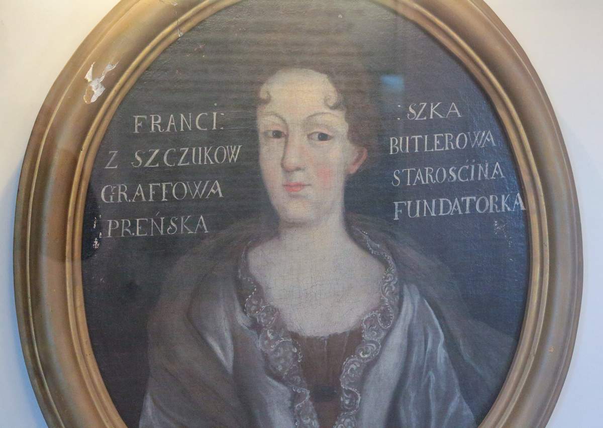 Palaimintojo arkivyskupo Jurgio Matulaičio muziejuje saugomas originalus grafienės portretas.  