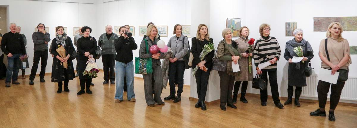 Susirinkusieji į parodos atidarymą sužinojo ir apie „Sengirės“ fondo misiją. 