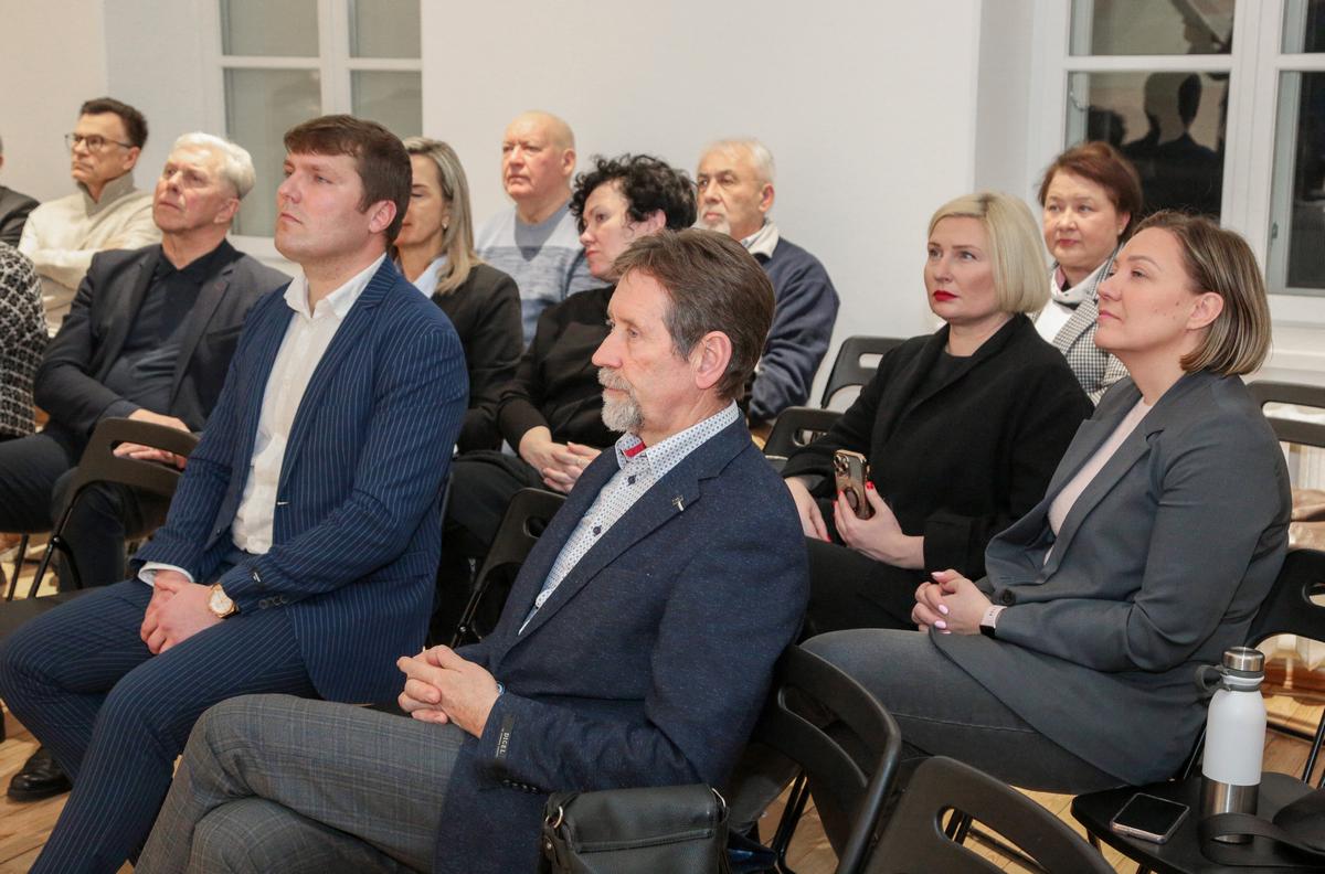 Renginys sudomino nemažai miesto istorijai neabejingų žmonių. 