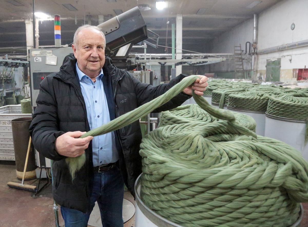 Pasak Rimanto Grabausko, iš šių verpalų gaminamas audinys kariškių apatiniams drabužiams.
