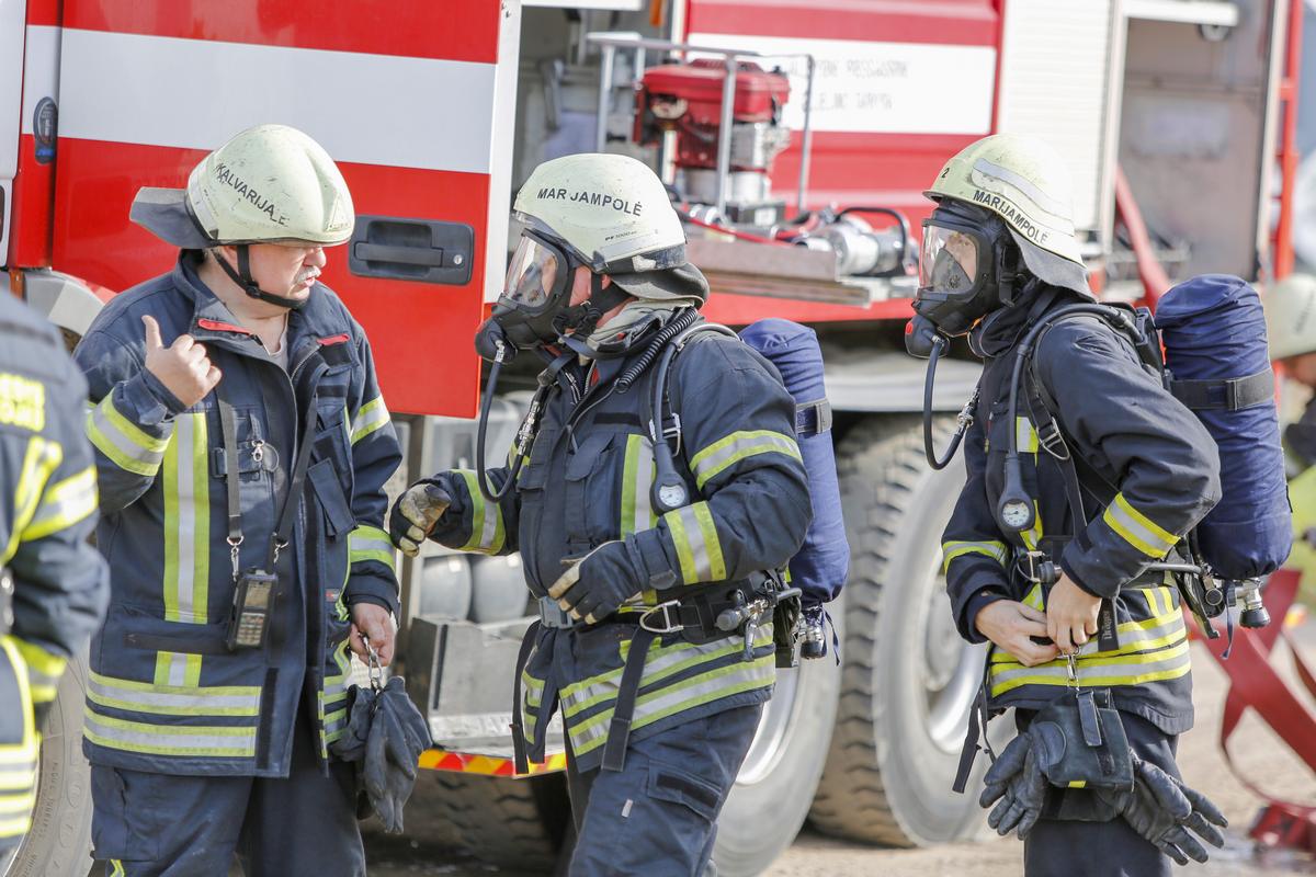 Marijampolės priešgaisrinės gelbėjimo tarnybos ugniagesiai – vieni profesionaliausių.