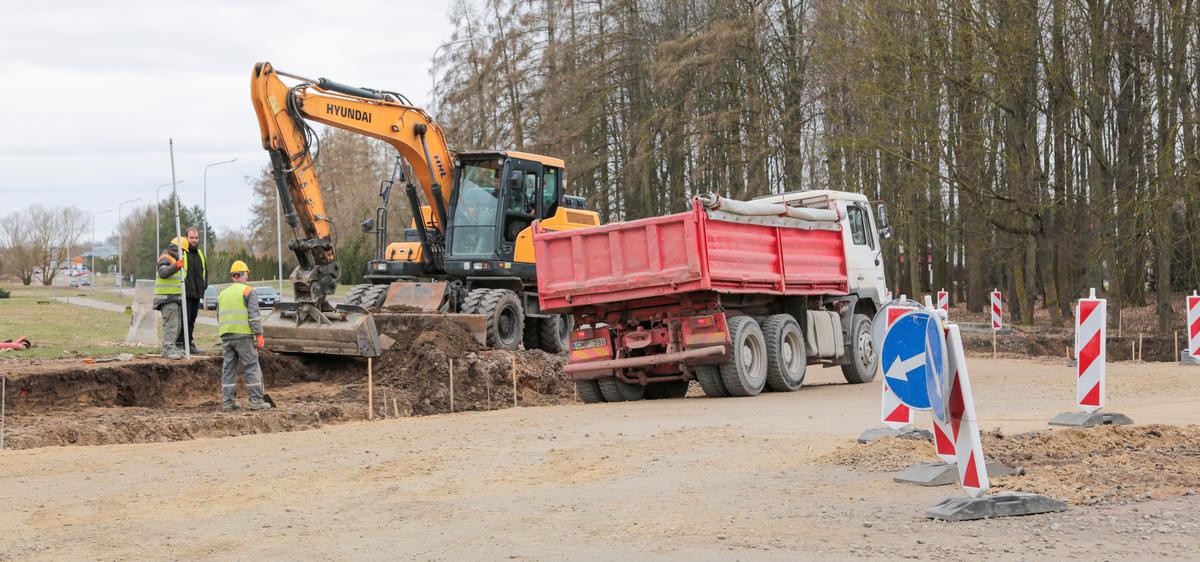 Tikimasi, kad žiedinė sankryža Vilkaviškio–Vokiečių–J. Ambrazevičiaus-Brazaičio gatvių sankirtoje iki vasaros bus įrengta. 