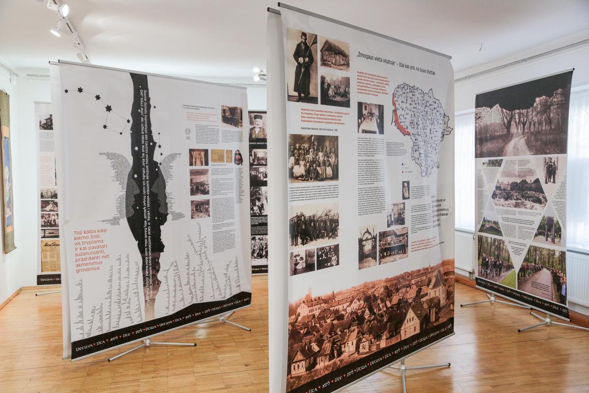 Parodos stenduose – pastarojo šimtmečio žydų gyvenimo Lietuvoje atspindžiai.
