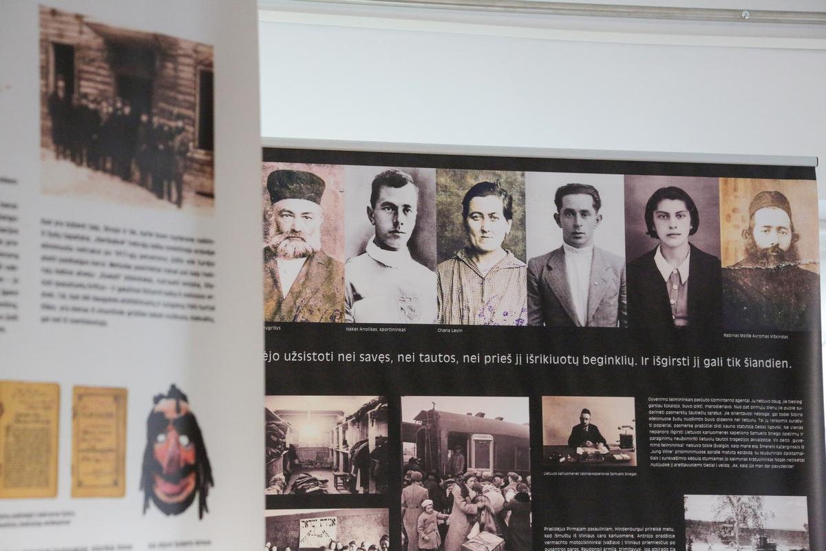 Parodos stenduose – pastarojo šimtmečio žydų gyvenimo Lietuvoje atspindžiai.