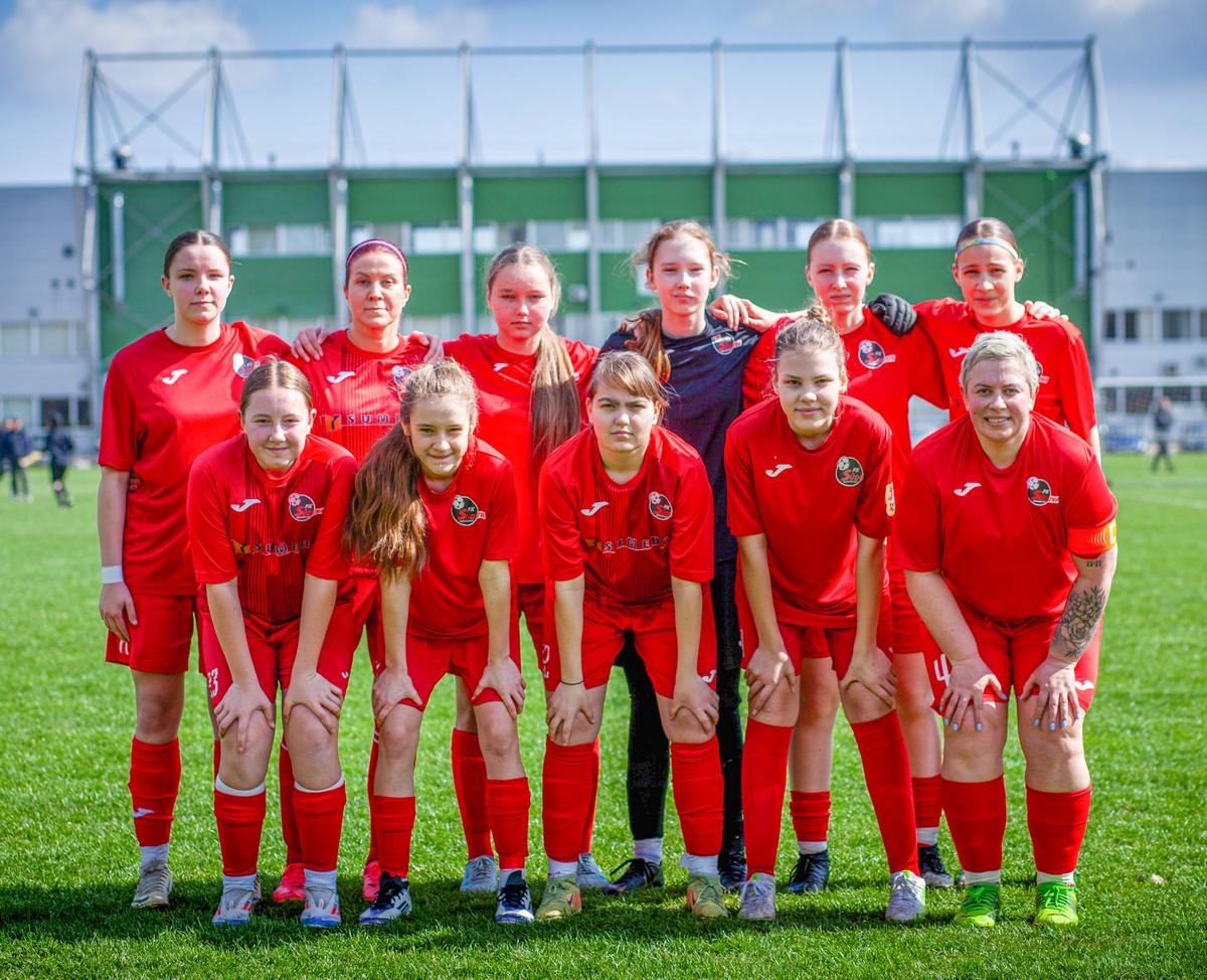 Moterų komanda pergalėms pasiruošusi.