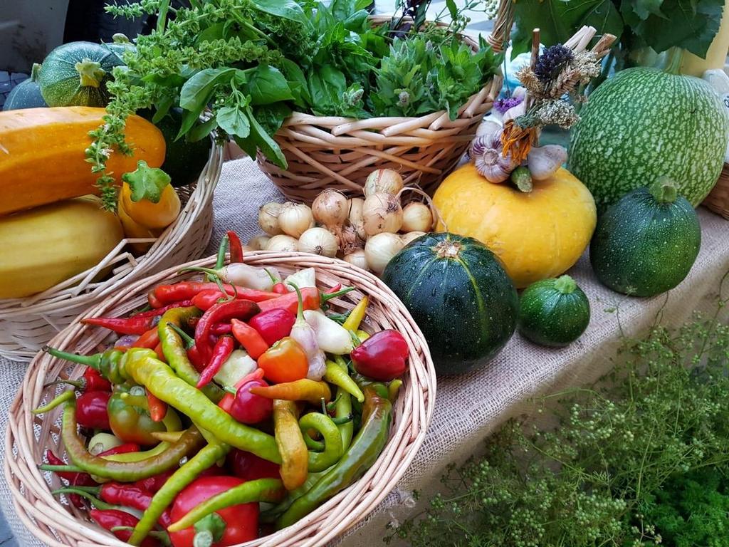 Lietuvos gyventojai mieliau renkasi vietinę šviežią ir kokybišką produkciją, kurioje išsaugota didžioji dalis maistinių medžiagų.