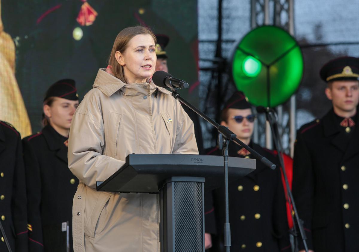 Krašto apsaugos ministrė Dovilė Šakalienė: „Aš atėjau į šias pareigas, kad padėčiau kariuomenei, kad pasirūpinčiau kariais taip, kad jie galėtų daryti savo darbą kaip įmanoma saugiau, patogiau, geriau.“