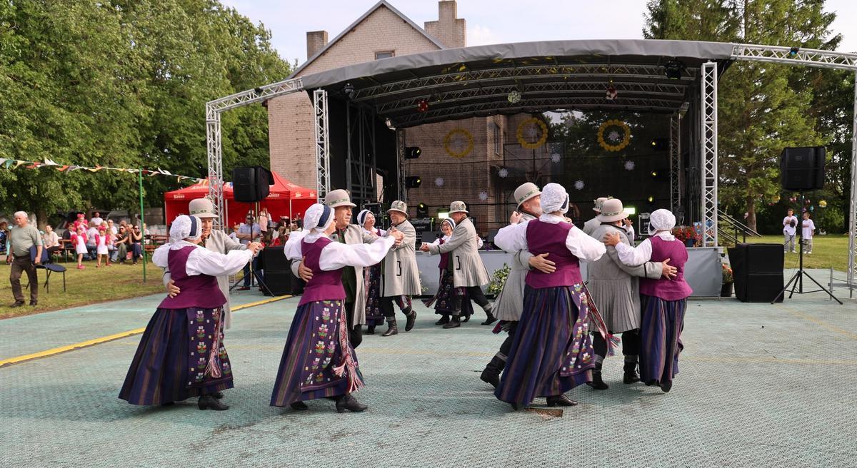 Smagi vasaros šventė surengta ir Varnupiuose.