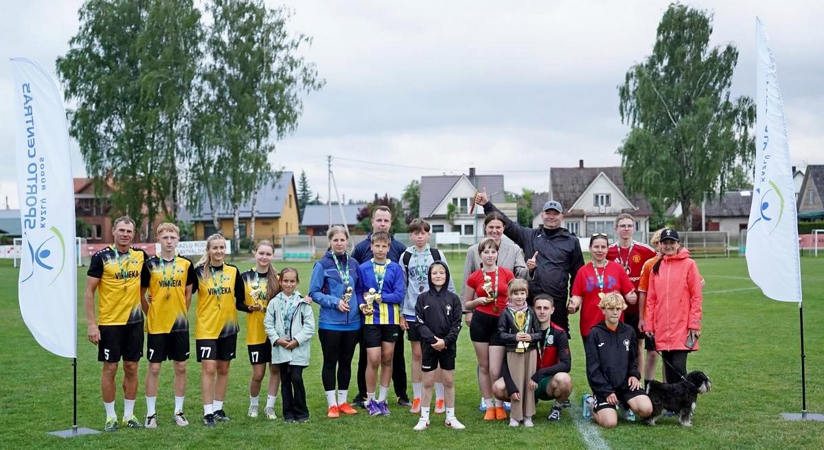 Nugalėtojai: Svirupskių, Poderių ir Blaškevičių šeimų komandos.