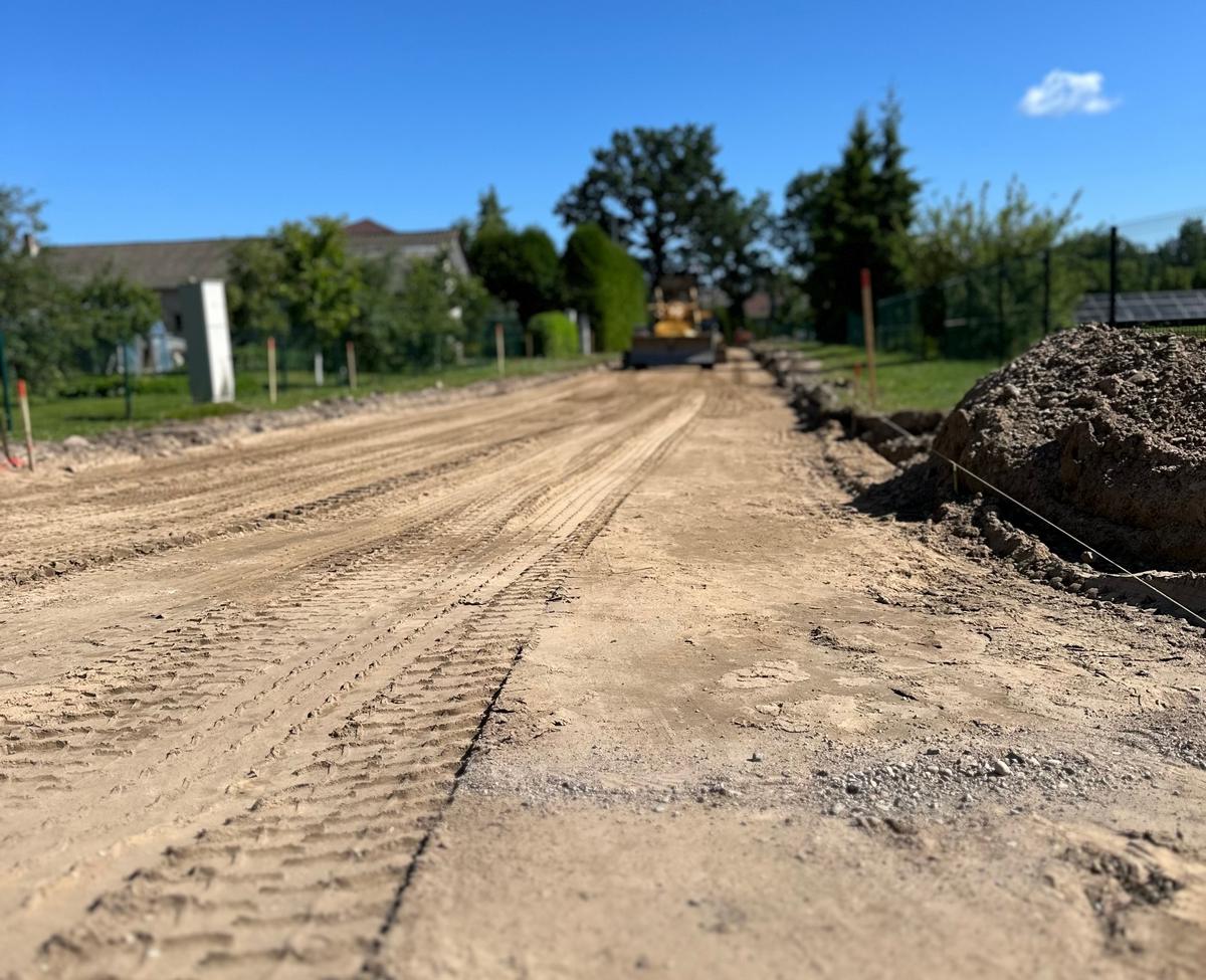Kapitalinis kelio remontas vyksta Jankų kaimo Liepų gatvėje. 