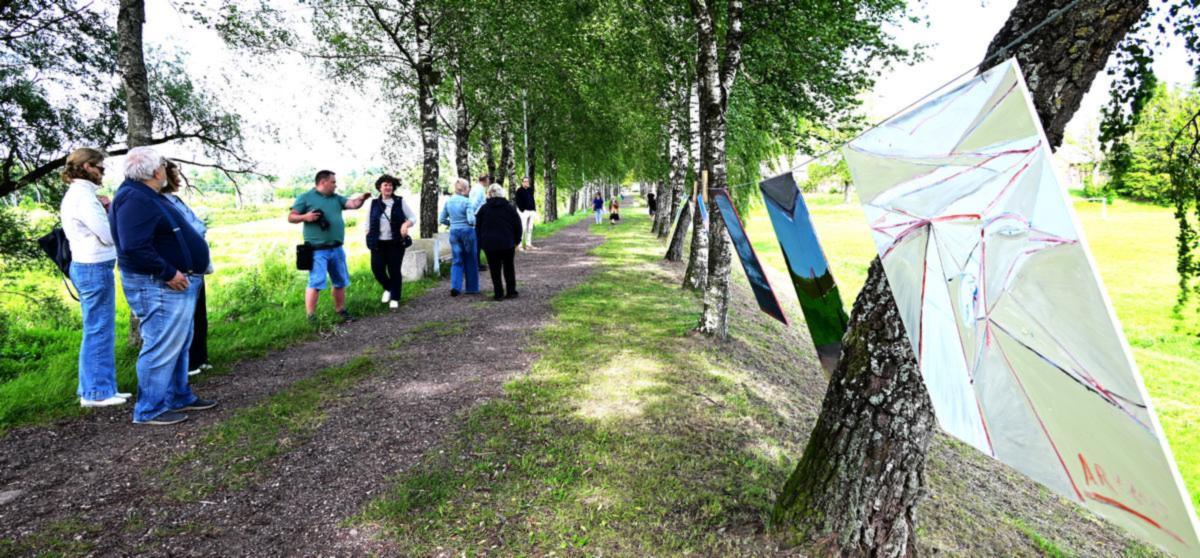 Širvintos take (tikrai romantiškame) paveikslus siūbavo smarkus vėjas – dar didesnis plenero įspūdis.