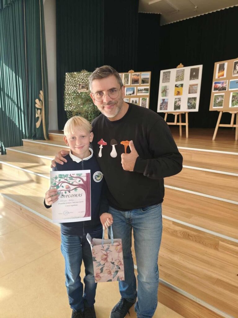 Marius Čepulis su pirmos vietos nugalėtoju Džiugu Akeliu.