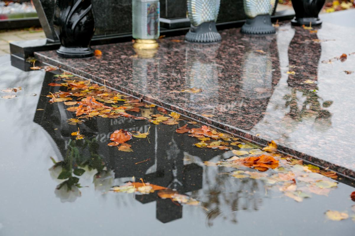 „Kapinės – ne grožio konkursas, o vieta prisiminti ir pajusti ryšį su išėjusiais“, – įsitikinęs S. Balkauskas.