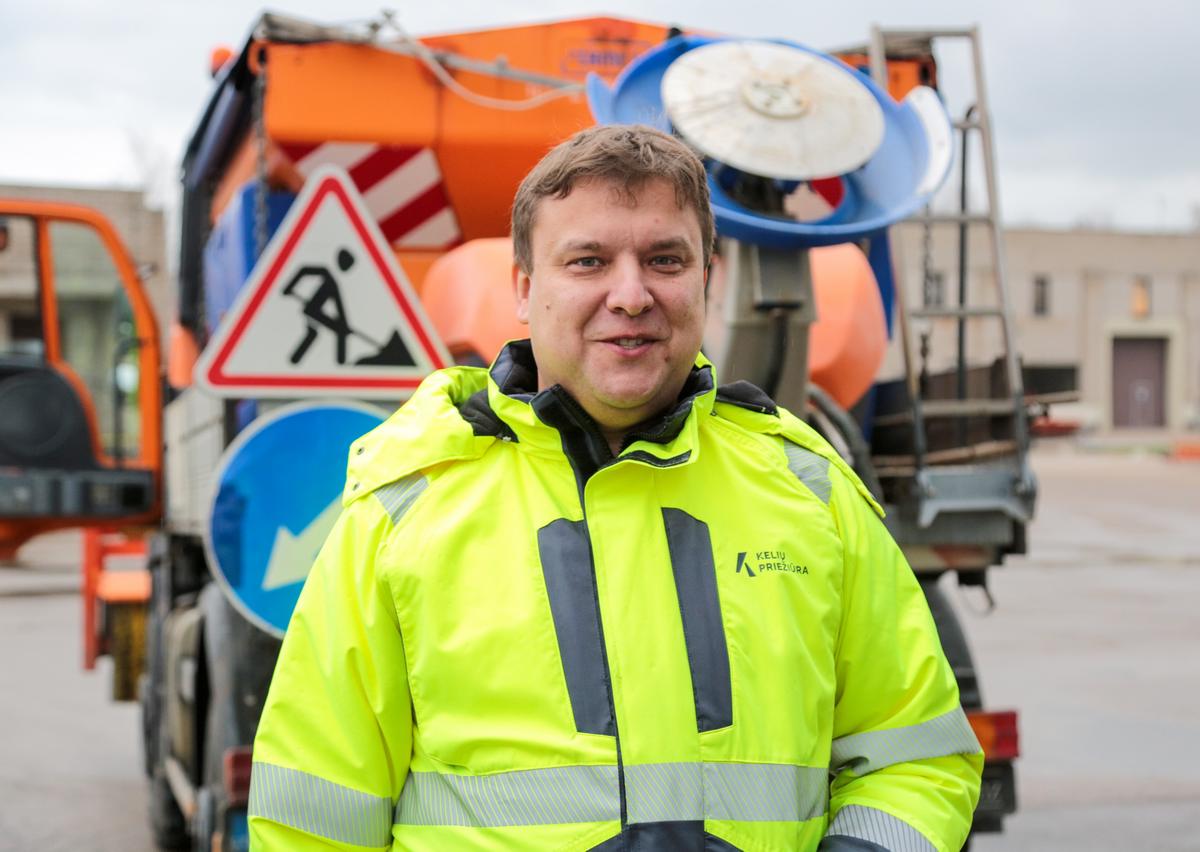 Egidijus Mockevičius ragina ir vairuotojus pasiruošti žiemai, vairuoti atidžiau.